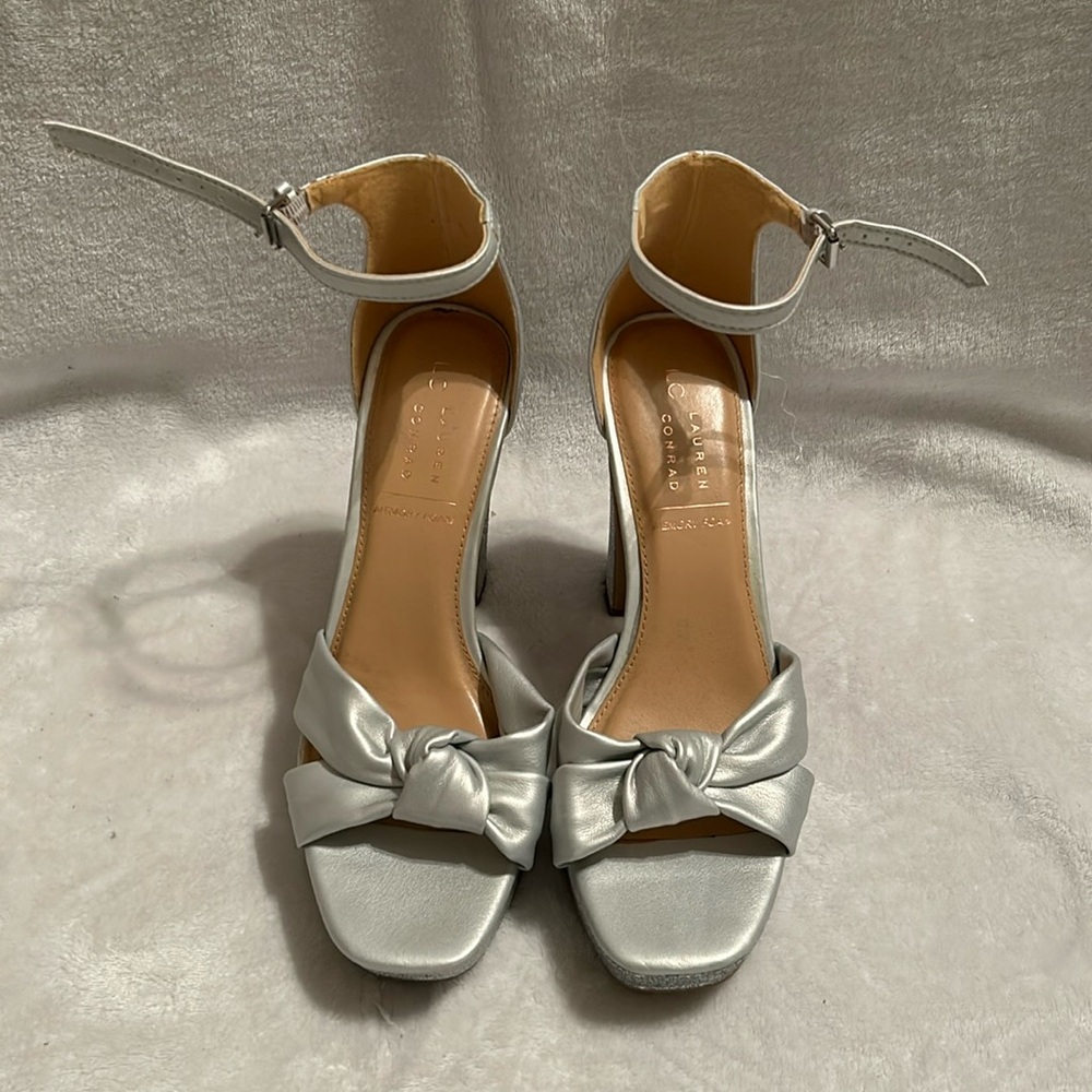 Lauren Conrad Silver Sparkly Heels Women’s Size 9.5